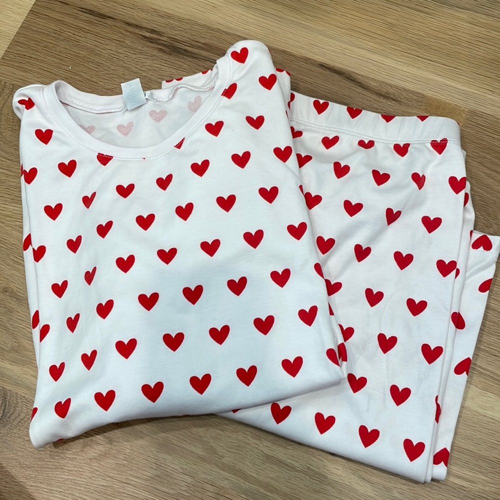 Women’s Lake Pajamas. Red and white heart pattern. Size medium.